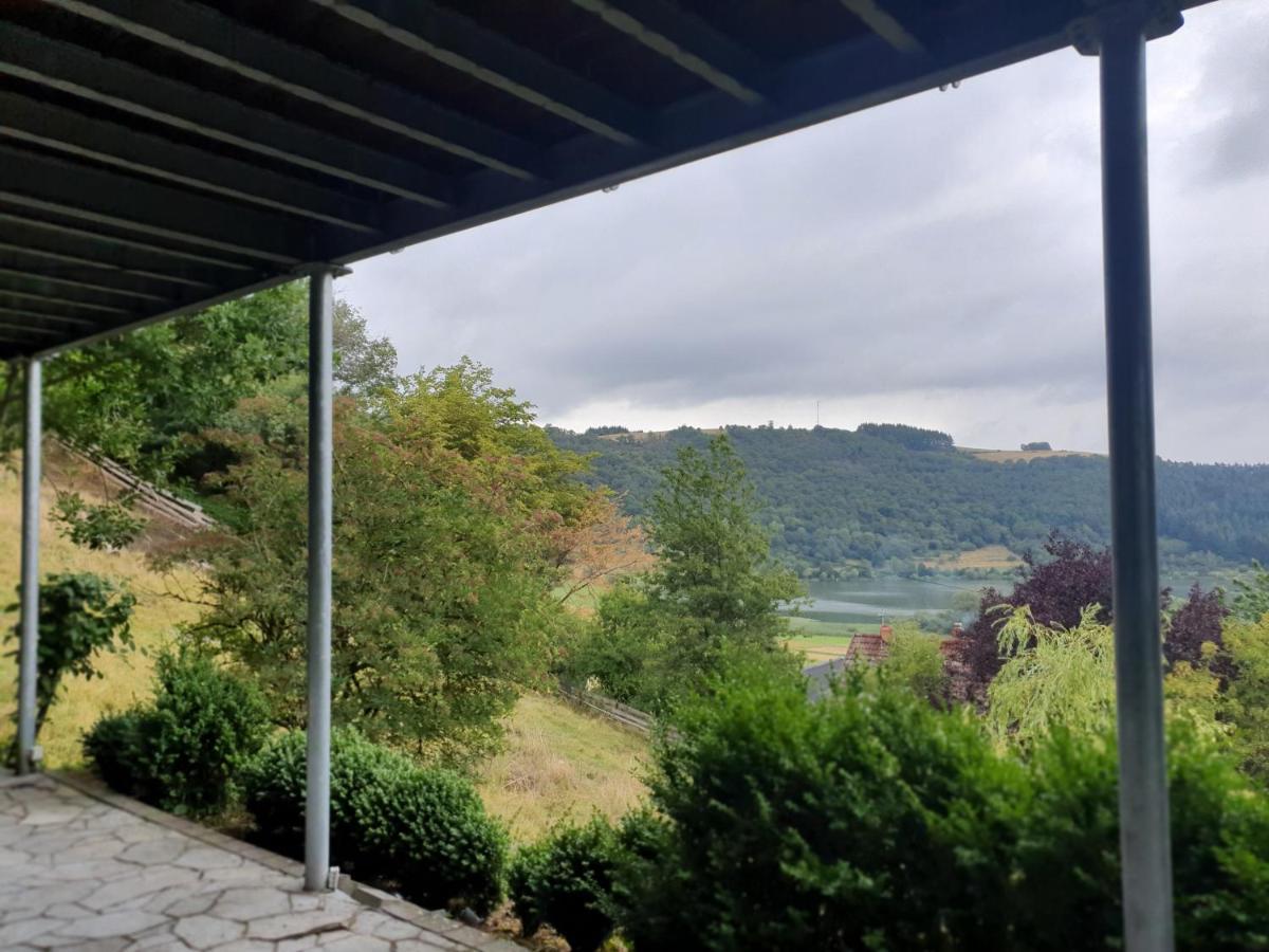River Mosel Holiday Homes, Meerfeld Studio With A Lake View Exterior foto