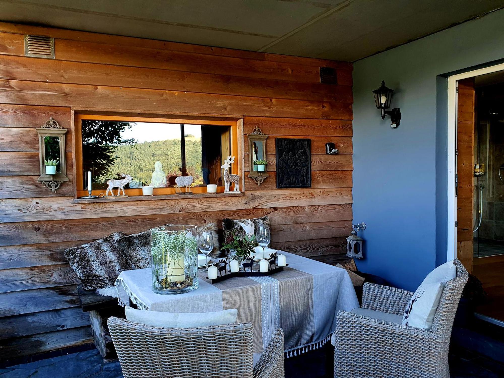 River Mosel Holiday Homes, Meerfeld Studio With A Lake View Exterior foto